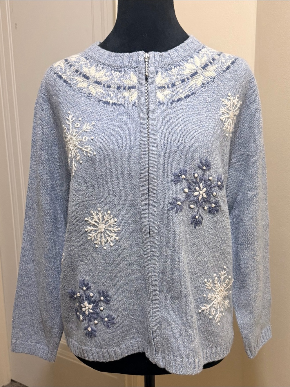 Croft & Barrow Light Blue Snowflake Knit Zip-Up Cardigan Sweater Size M Petite